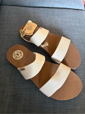 Women’s Neutral Double-Strap Slide Sandals - Comfortable Beige Summer Slides
